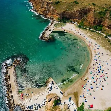 Chill And Sea